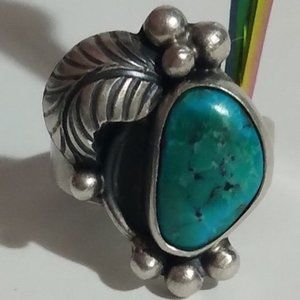 Vintage Navajo Sterling Silver Turquoise Ring Size